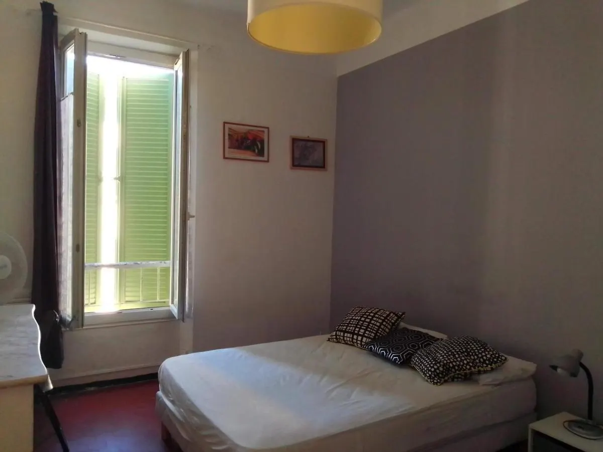 Typical Toulon Apartment 50M Beaches
