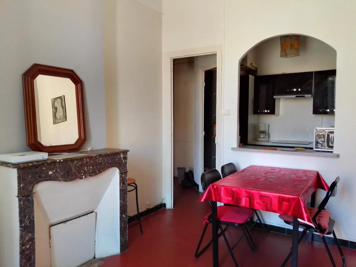 Typical Toulon Apartment 50M Beaches France