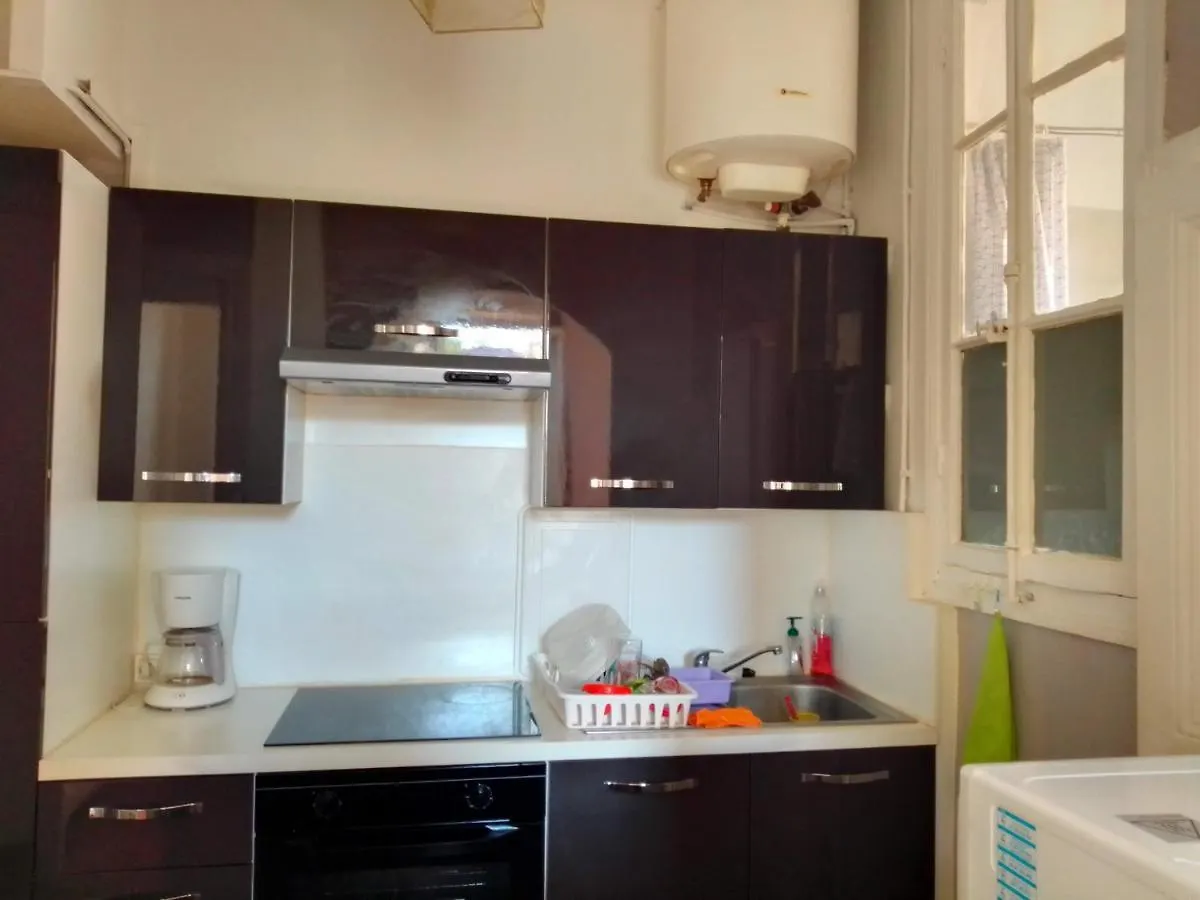Typical Toulon Apartment 50M Beaches