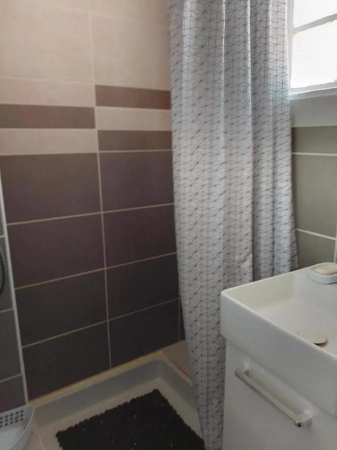 Typical Toulon Apartment 50M Beaches