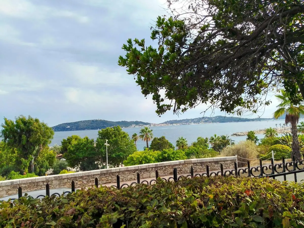 Typical Toulon Apartment 50M Beaches France